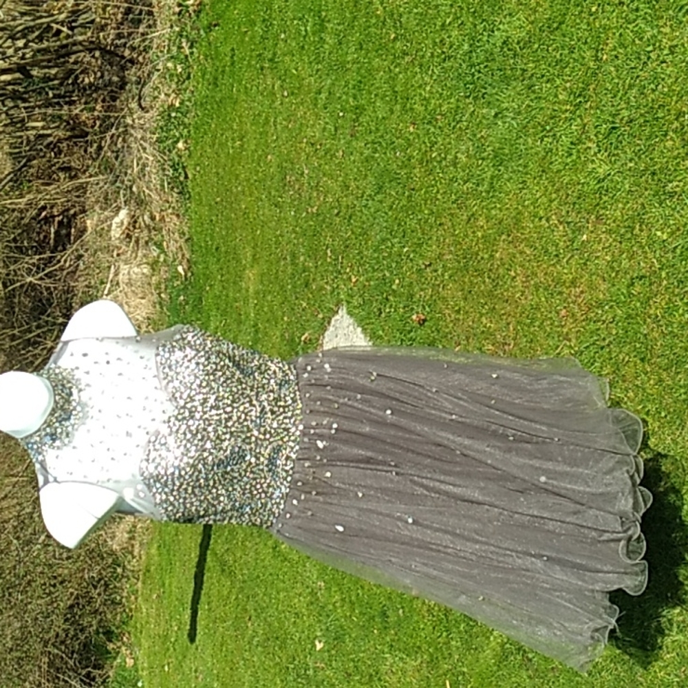 Short prom dress size 6